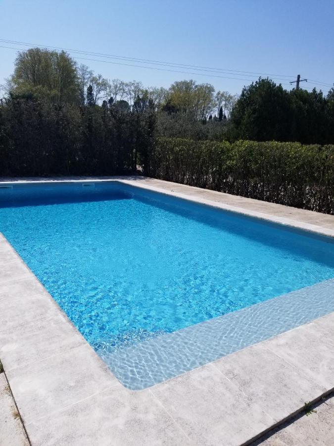 Appartement 2 Pers Avec Acces Piscine Сен-Реми-де-Прованс Экстерьер фото