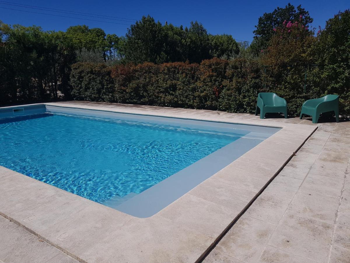 Appartement 2 Pers Avec Acces Piscine Сен-Реми-де-Прованс Экстерьер фото